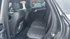 Volkswagen Touareg 3.0 V6 TDI 4Motion 286 Black Edition 5dr Tip Auto Diesel Estate